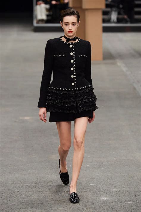 chanel autumn 2018|chanel little black dress 2018.